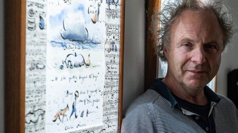 چارلی مکس، نویسندهٔ کتاب پسرک، موش‌کور، روباه و اسب