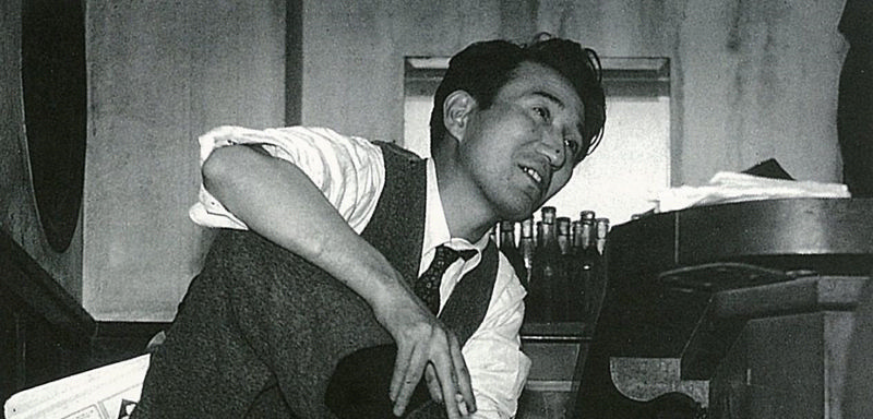 اوسامو دازای نویسندهٔ کتاب زوال بشری