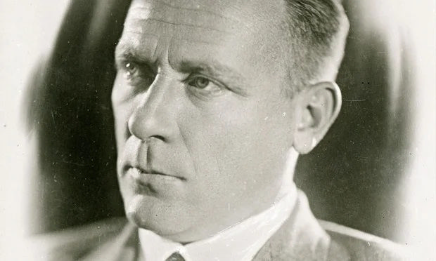 میخائیل بولگاکف نویسنده کتاب مرشد و مارگریتا