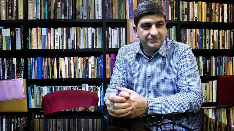 مصطفی مستور؛ نویسنده و پژوهشگر ایرانی